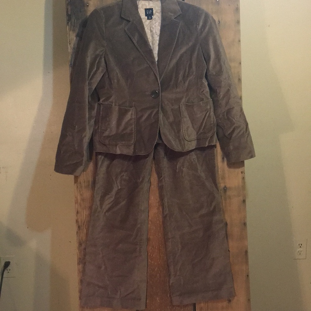 Gap Velvet pant suit!